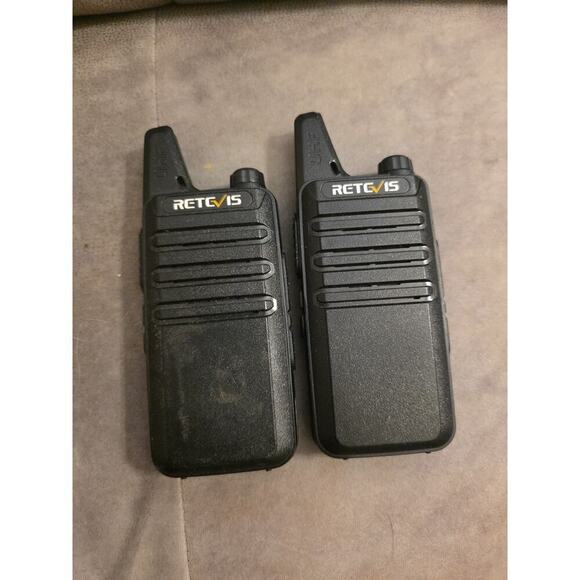 Retevis RETC 15- RT22 Two-Way UHF Hand-Held Mobile Radio Walkie-Talkie Used - Picture 1 of 12